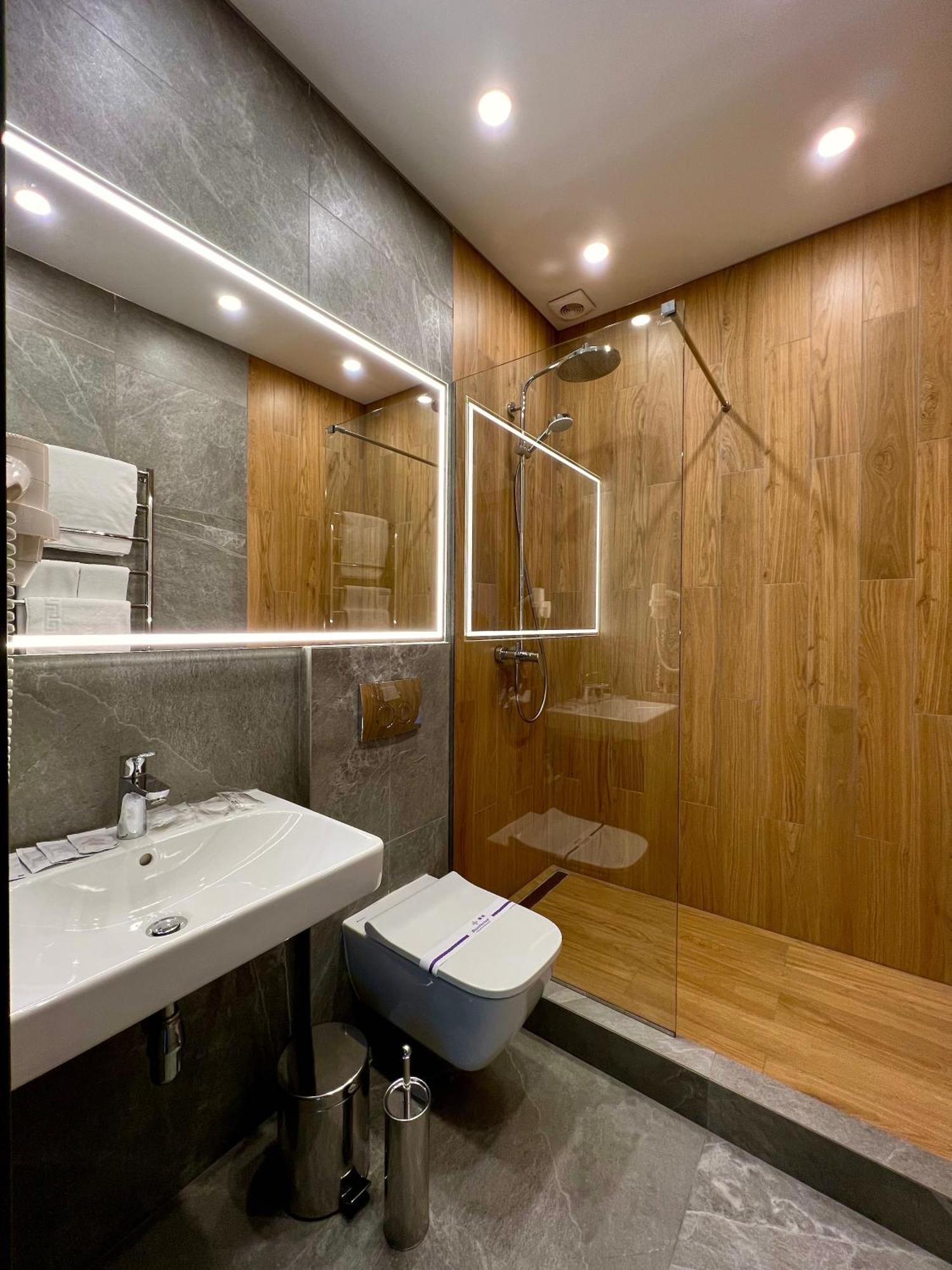 Hotel Fregat Kiev Extérieur photo